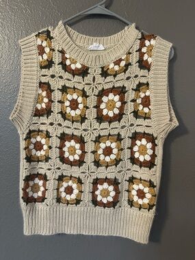 Crochet Square Knit Sleeveless Sweater Vest small Three Birds Nest